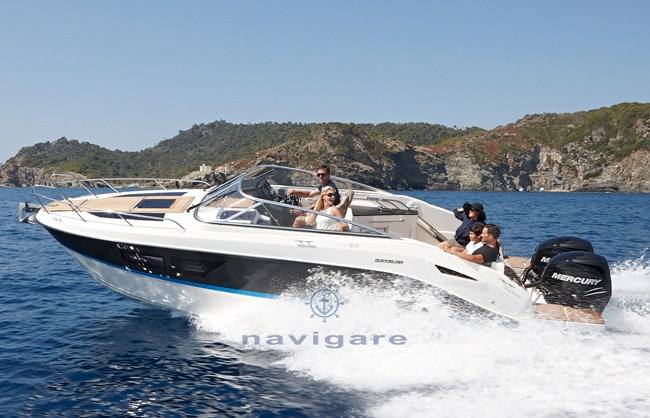 Quicksilver Activ 805 cruiser