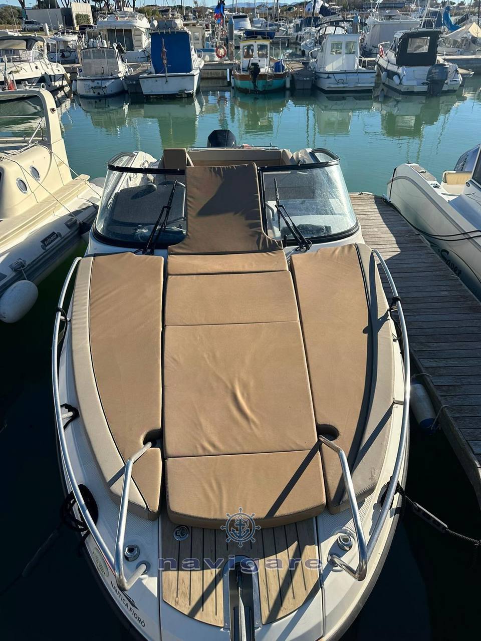Quicksilver Activ 805 cruiser