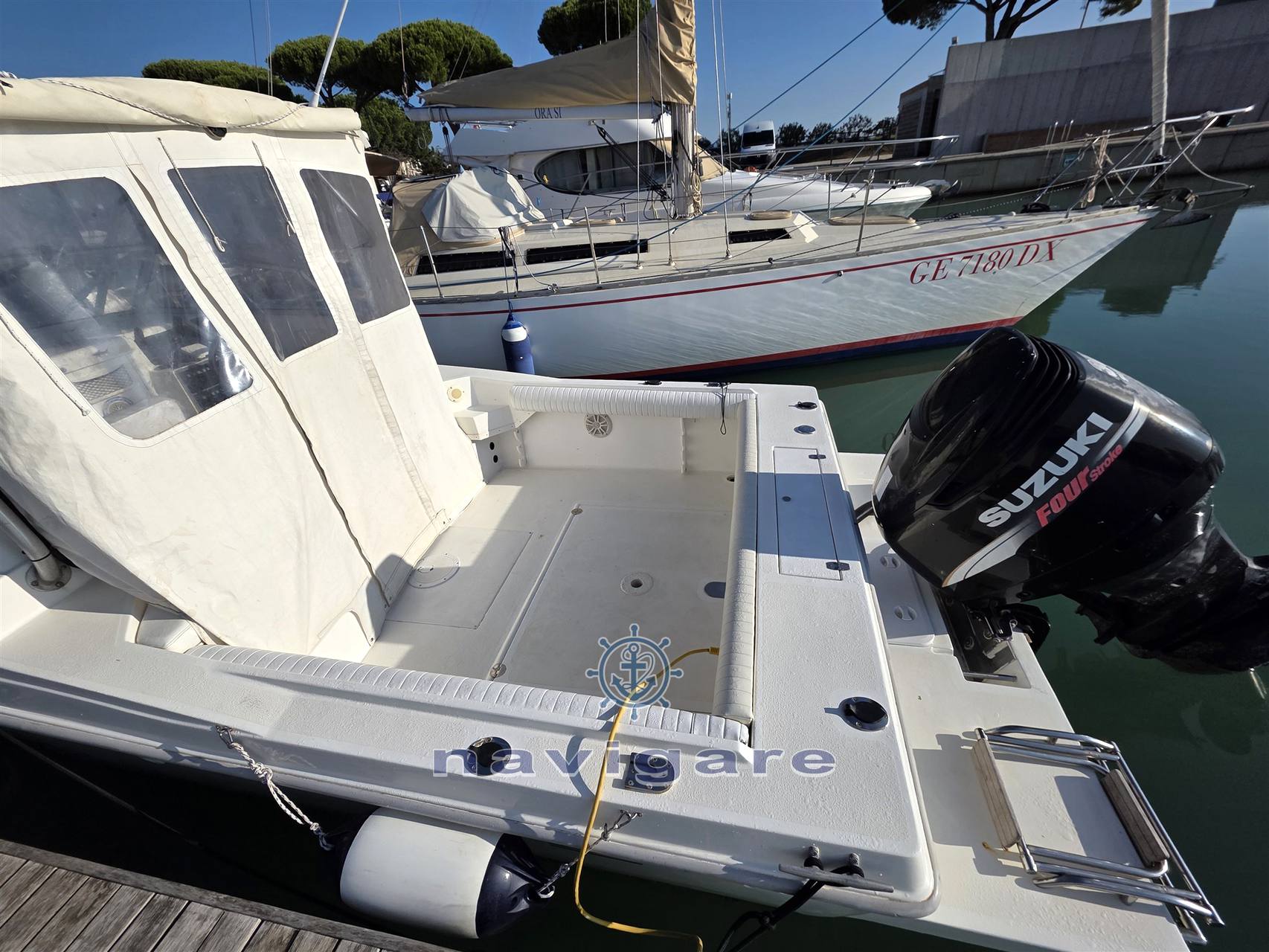 Baha ( wellcraft) 240 weekender