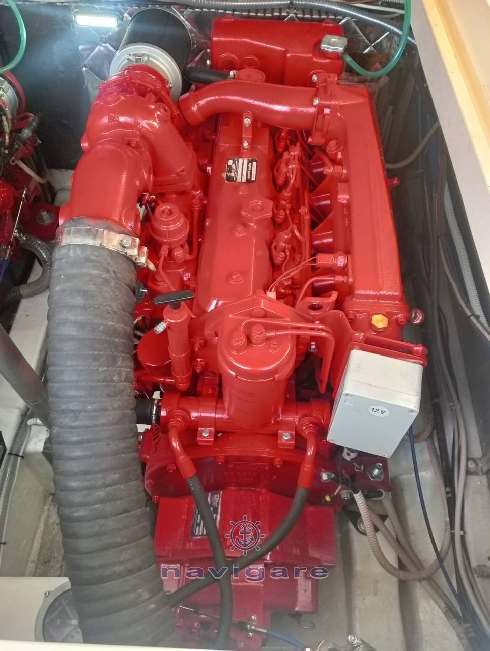 Cayman yachts 30 wa