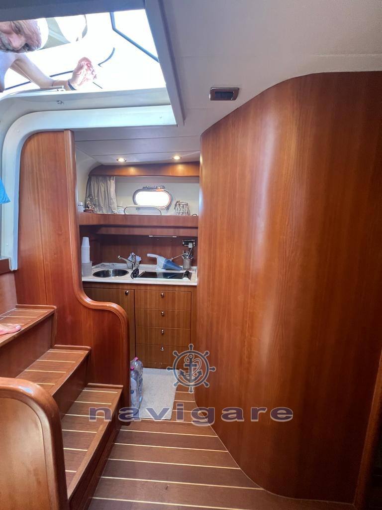 Cayman yachts 38 wa