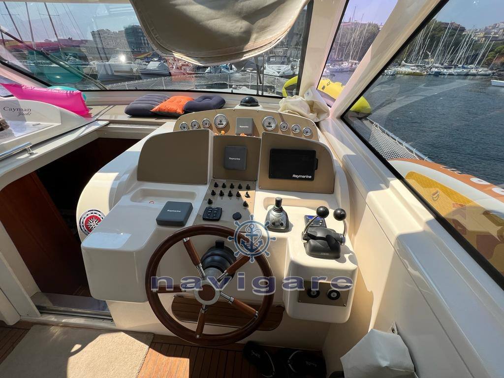 Cayman yachts 38 wa