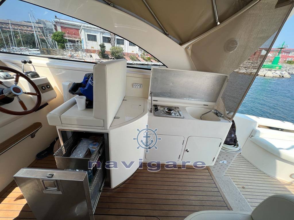 Cayman yachts 38 wa