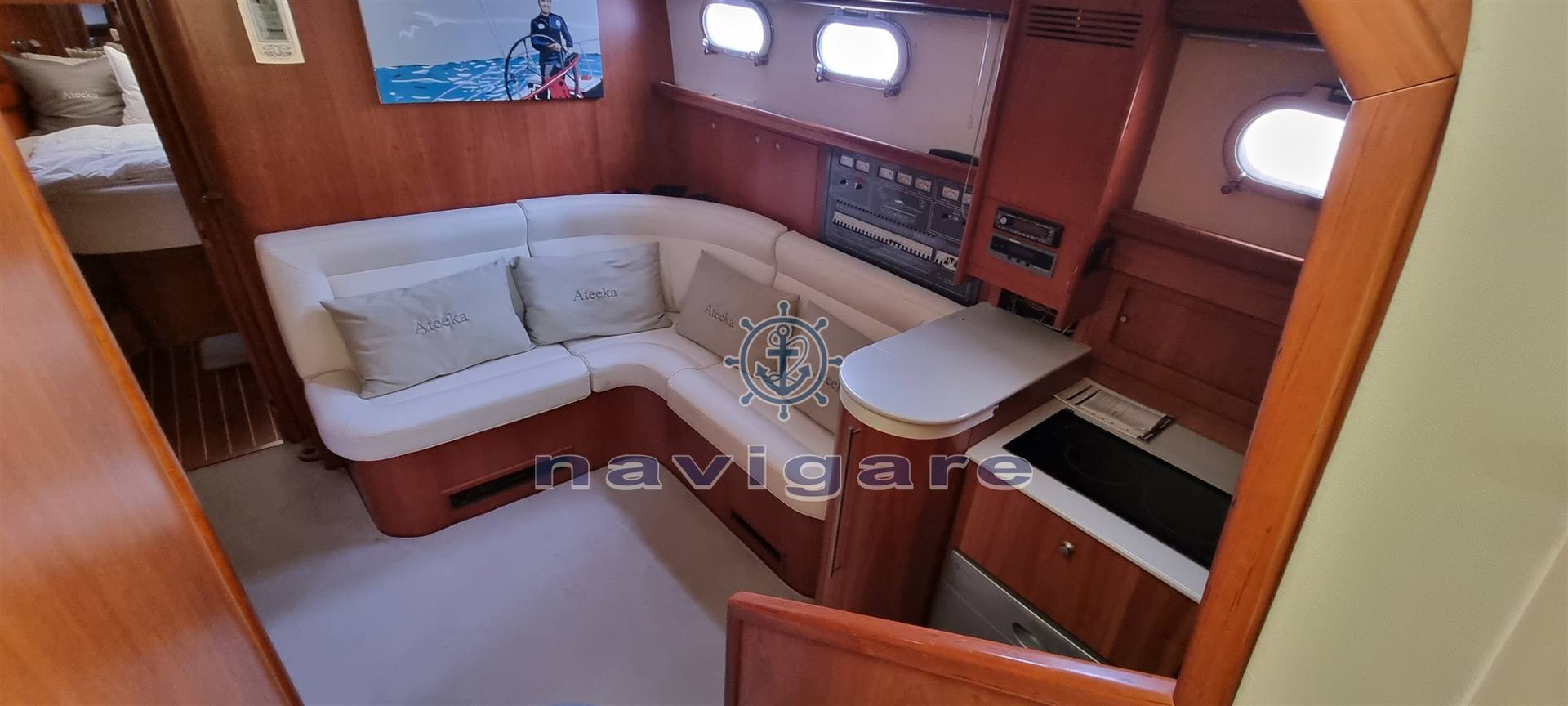 Cayman yachts 43 w.a.