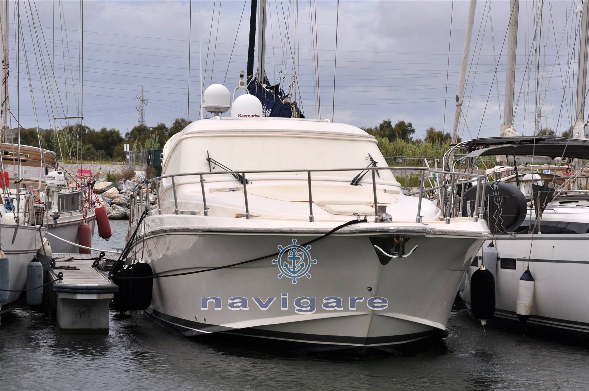 Cayman yachts 43 w.a.