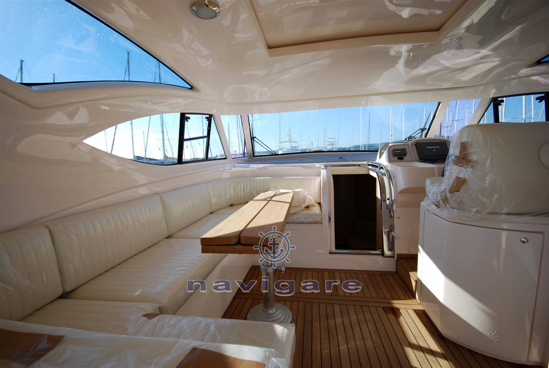 Cayman yachts 43 wa