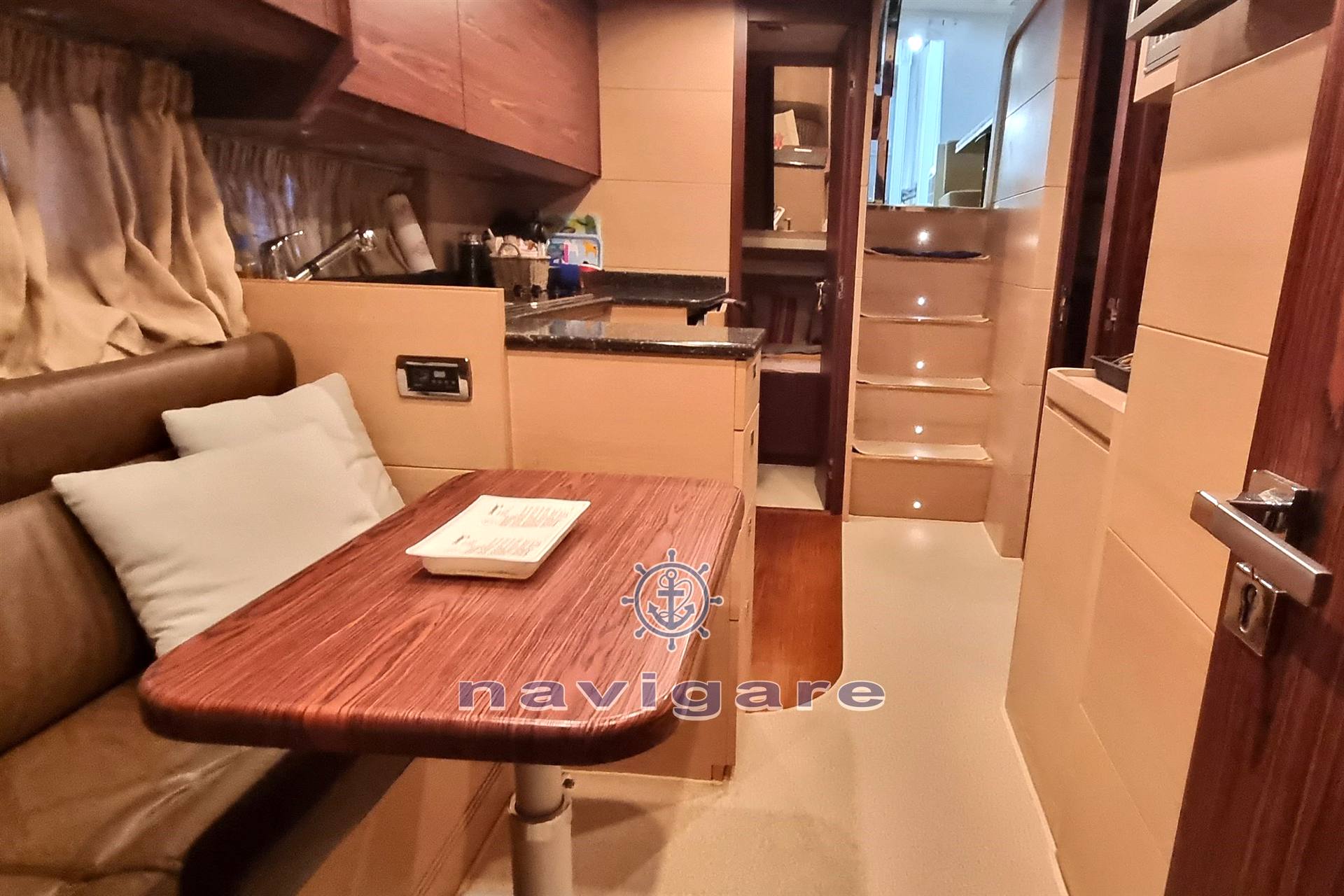 Cayman yachts 48 w.a.