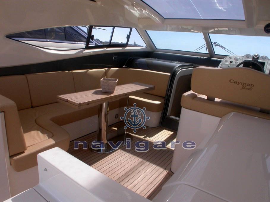 Cayman yachts 48 w.a.