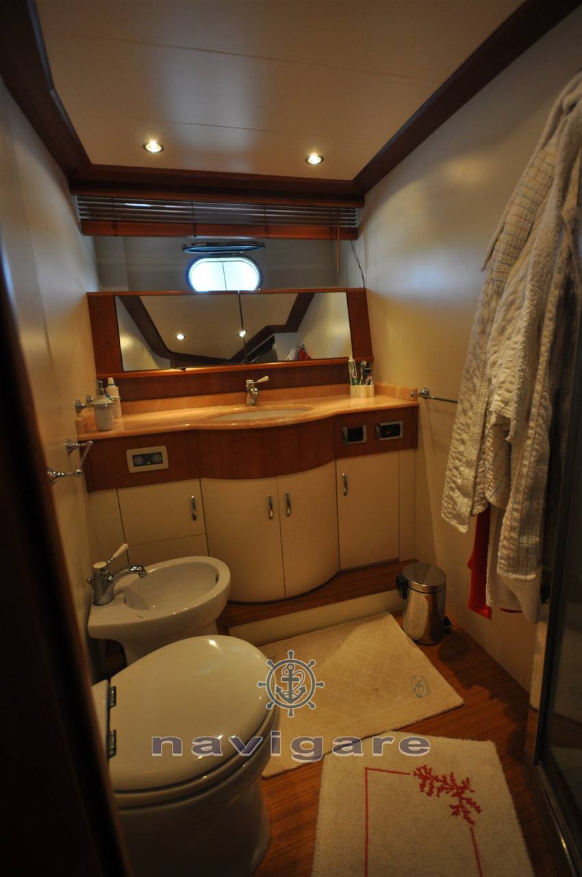 Cayman yachts 62 cyber fly