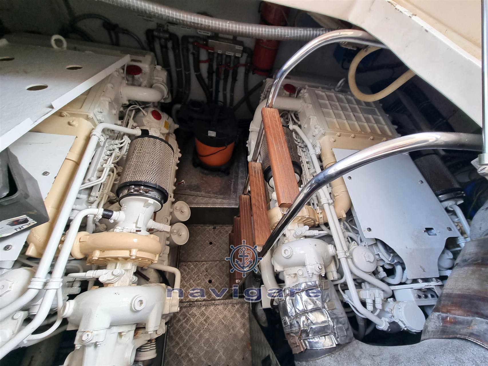 Cayman yachts 62 cyber fly