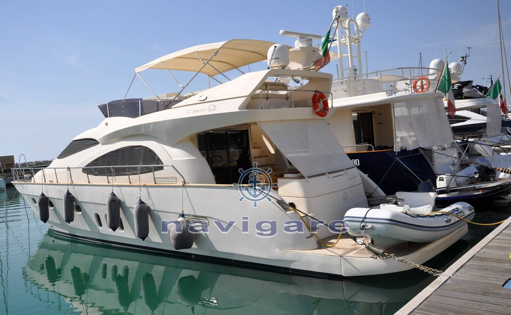 Cayman yachts 62 cyber fly