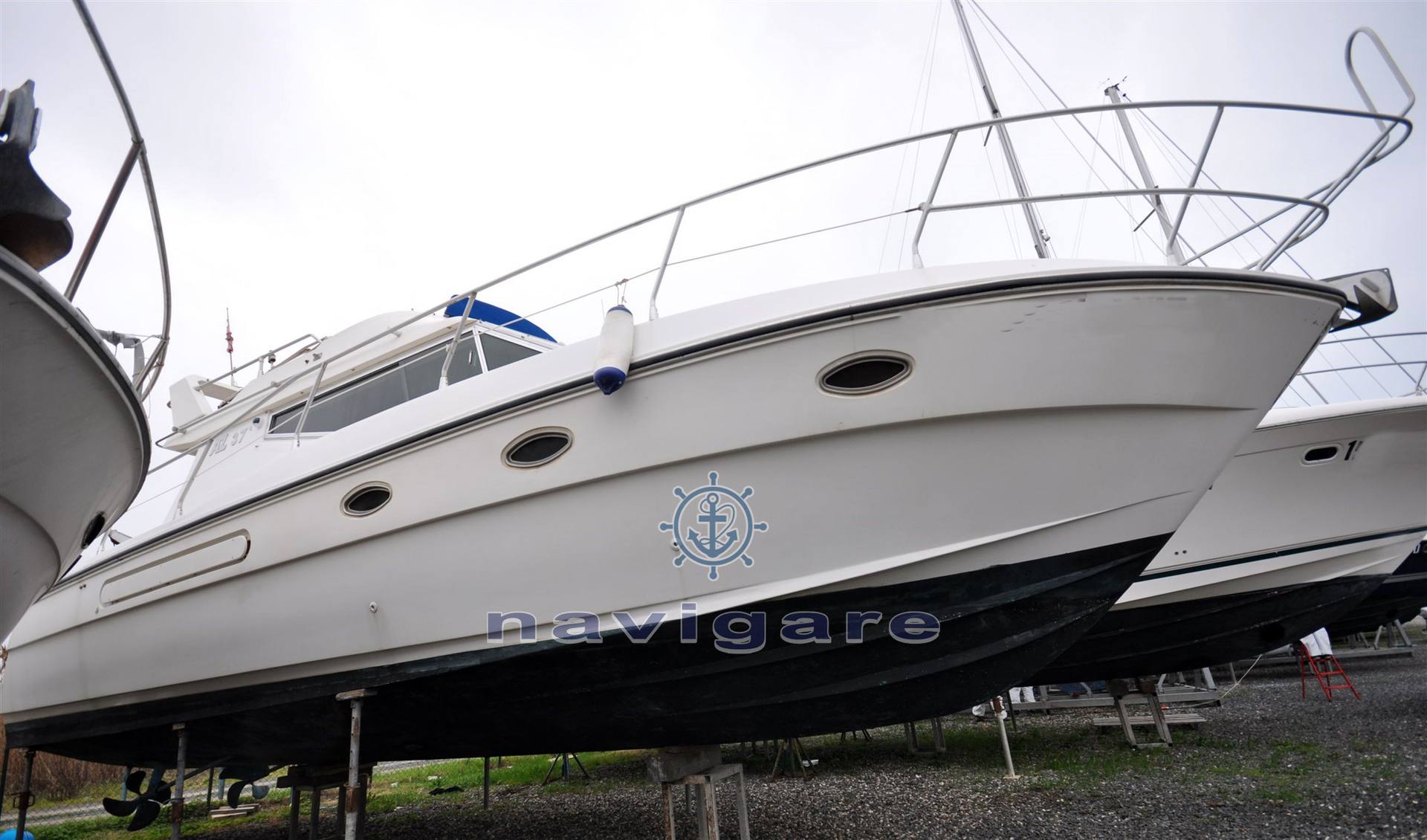 Azimut Az 37 bateau à moteur