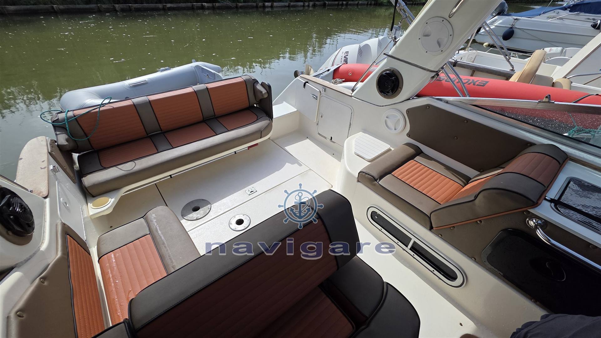 Sea ray 250 sundancer