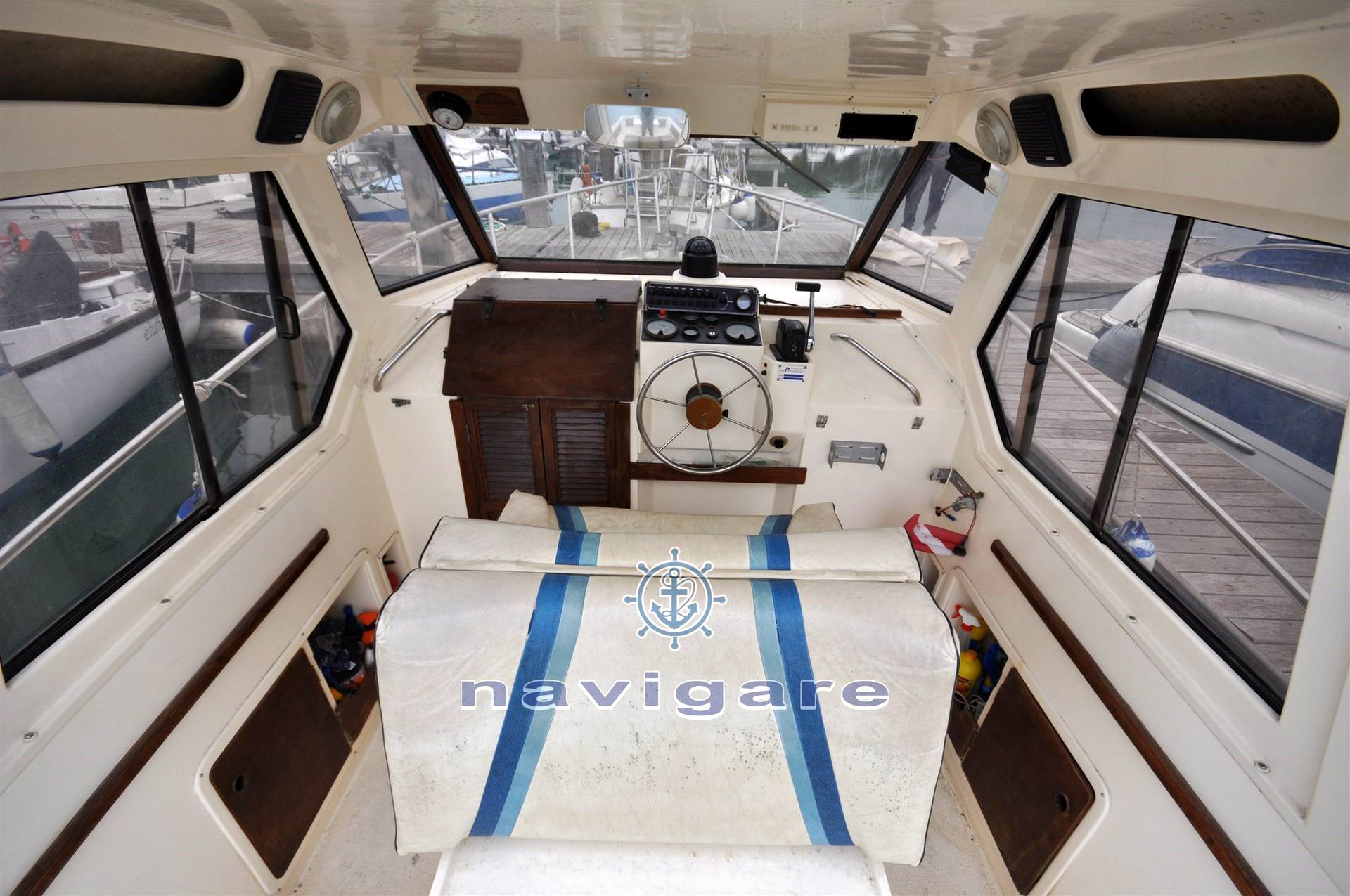 Intermare Vegliatura 700 motor boat