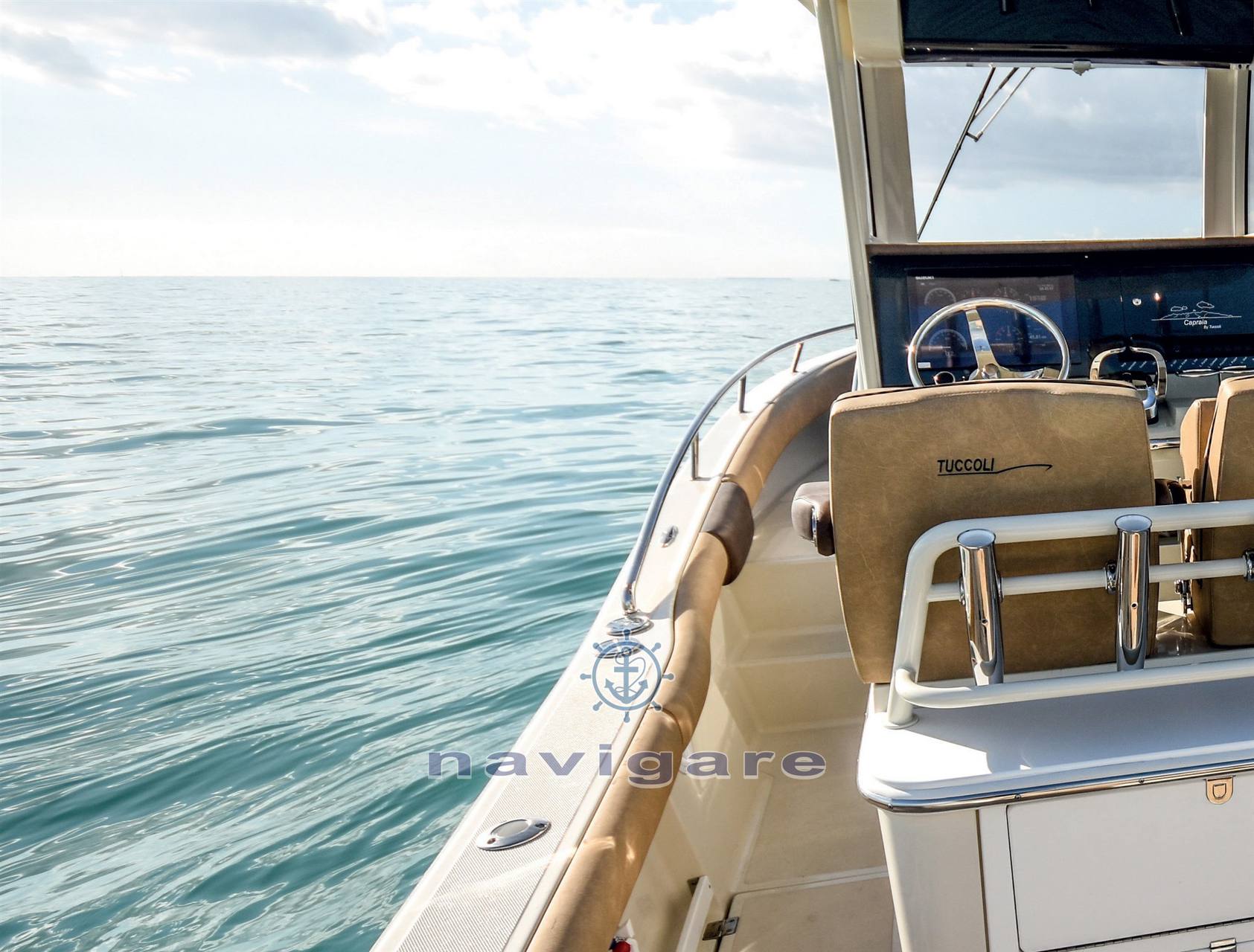 Tuccoli marine T250 capraia قارب بمحرك