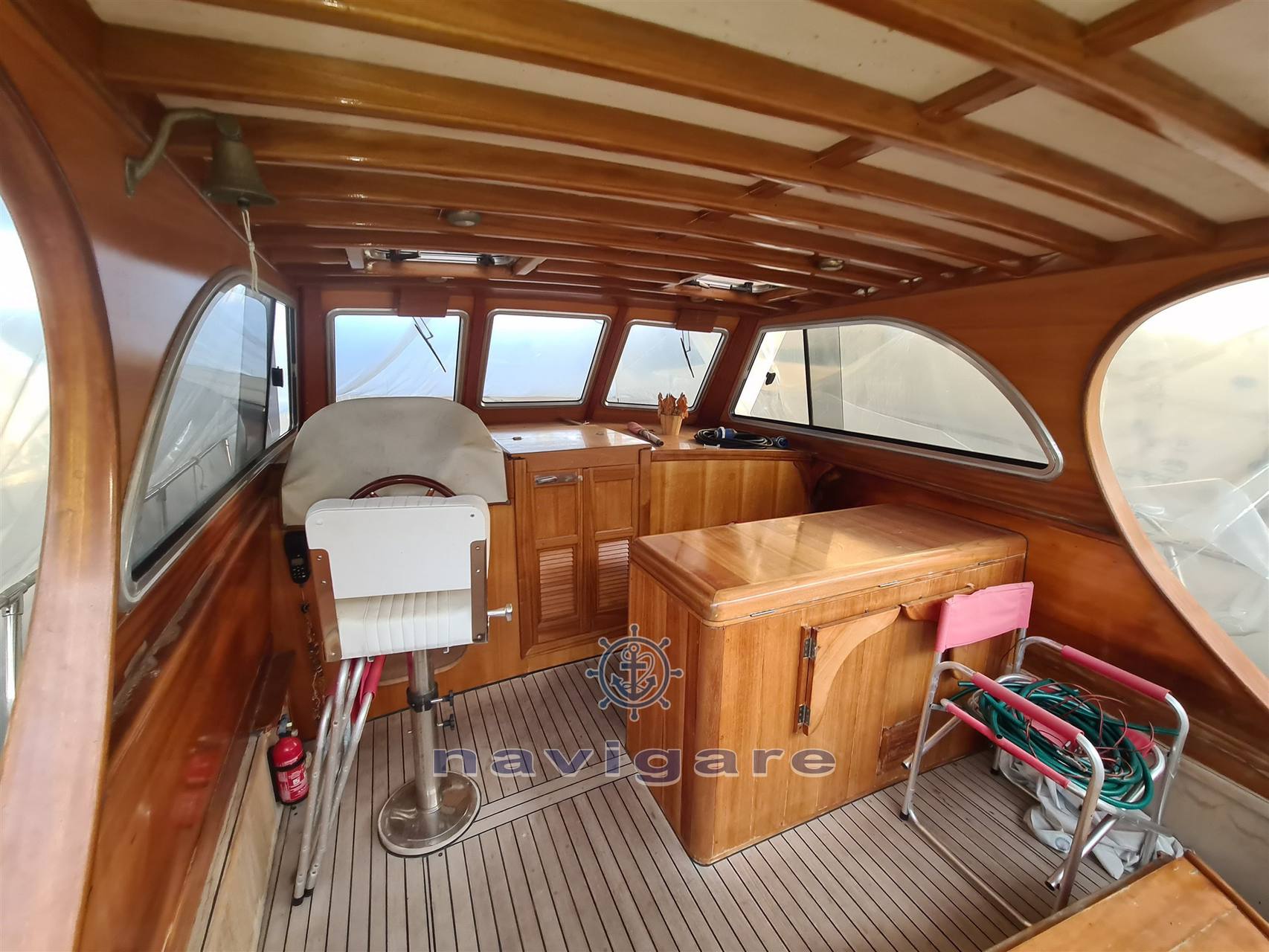 Bani 11.00 cabinato Моторная лодка используется для продажи