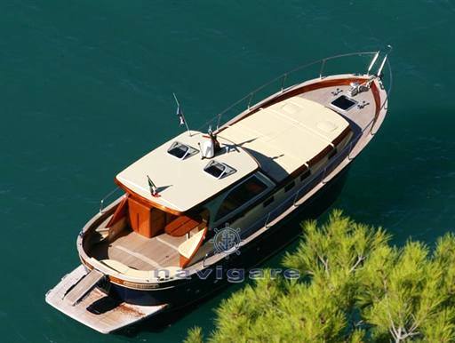 Bani 11.00 cabinato Моторная лодка