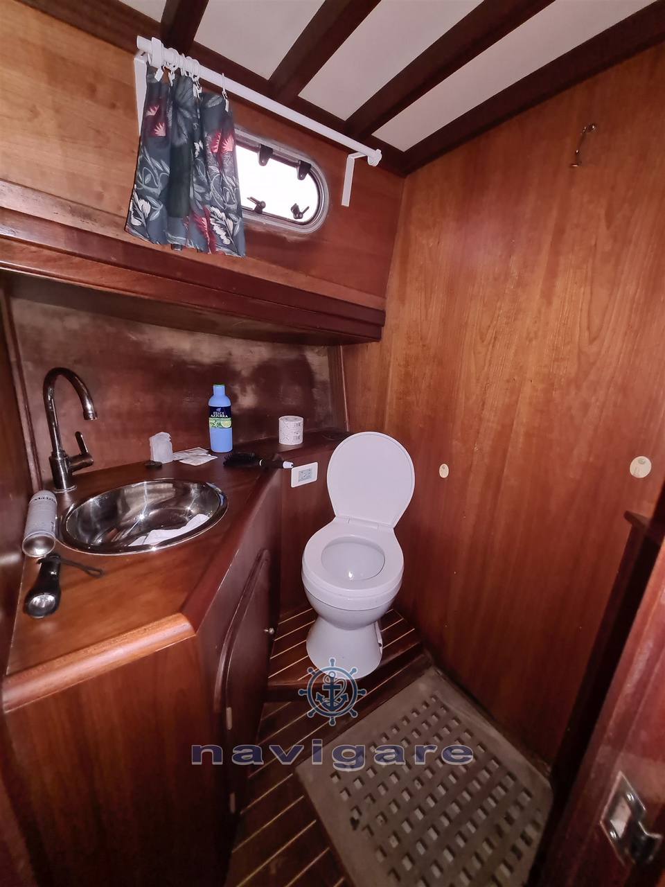 Bani 11.00 cabinato Моторная лодка используется для продажи