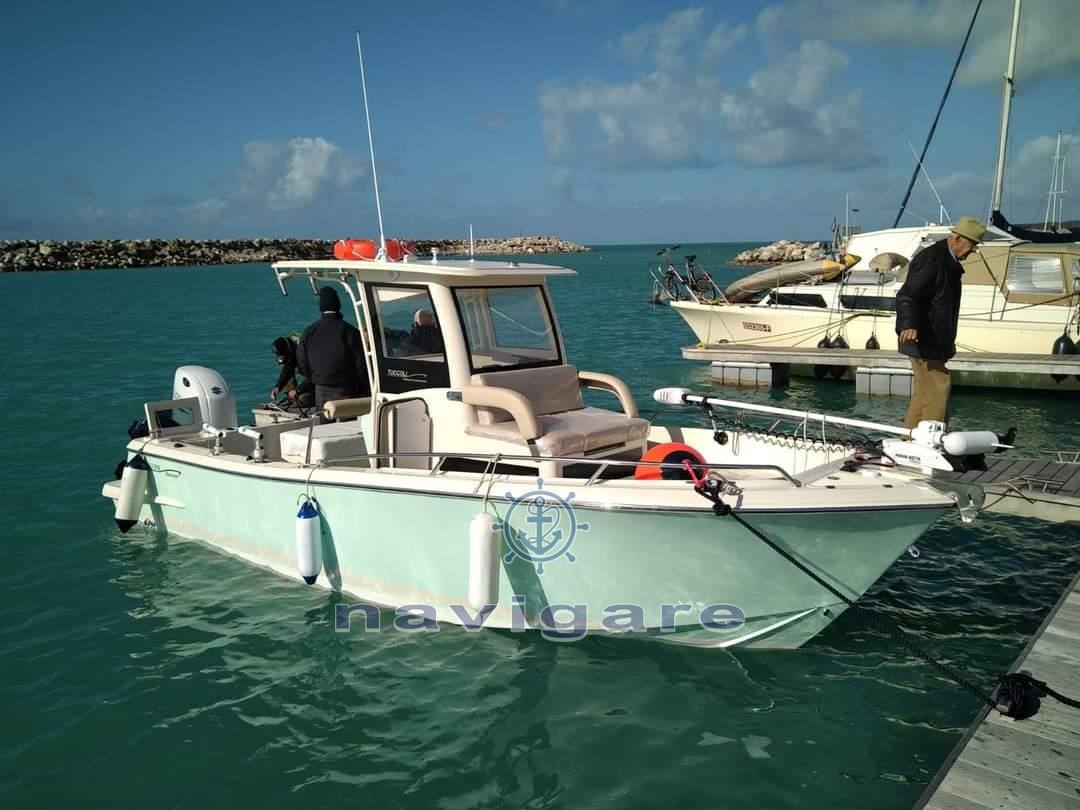 Tuccoli marine T210 giannutri Barco de motor usado para venta