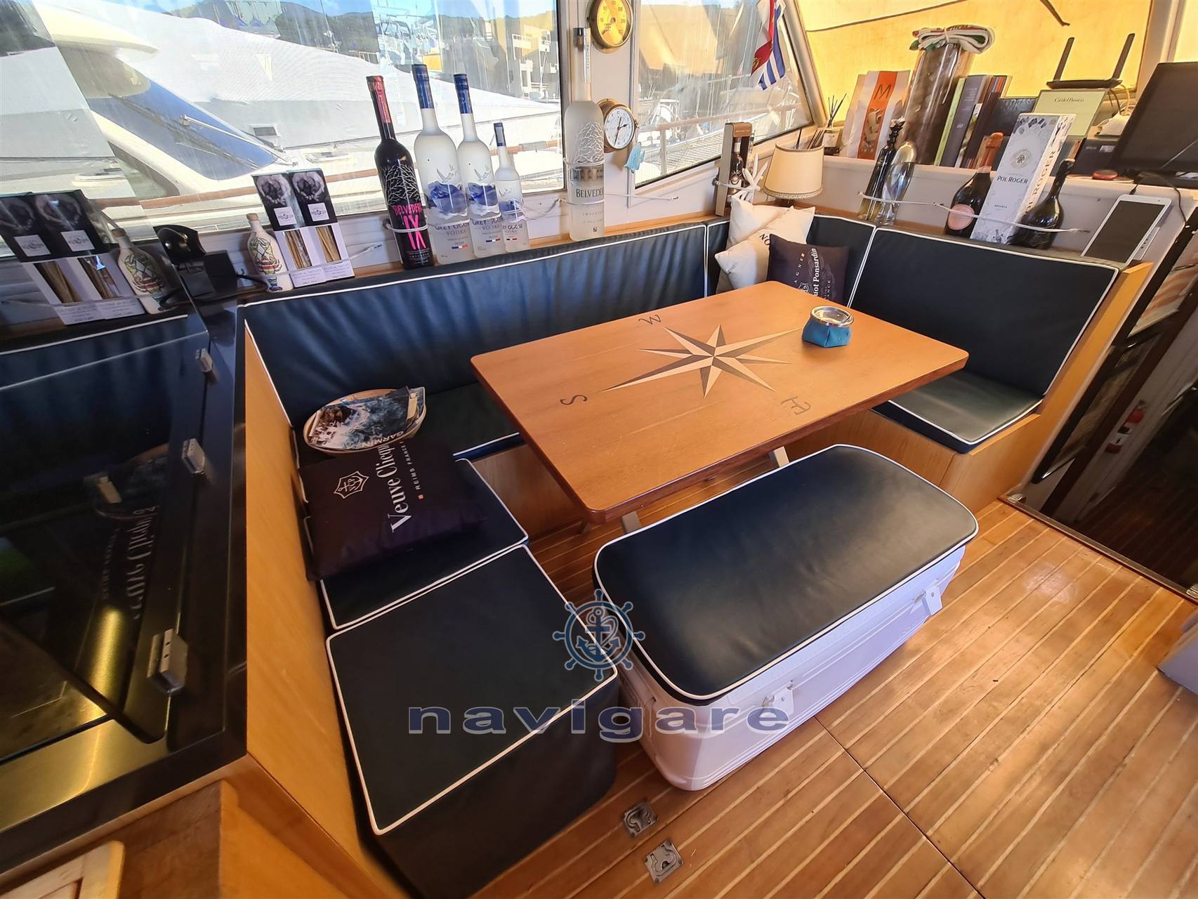 Sea ranger 46 sundeck motoryacht Моторная лодка используется для продажи