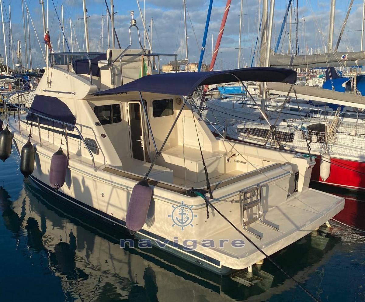 Cayman 30 fly Barco de motor usado para venta