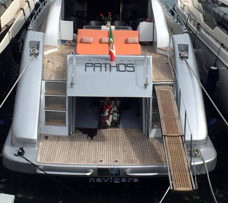 Tecnomar Velvet 83 Barco de motor usado para venta