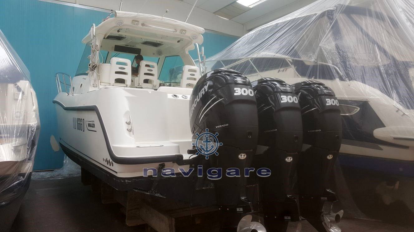 Boston whaler 345 conquest Motor boat used for sale