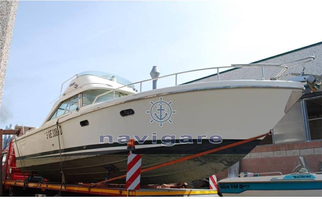 Colombo 31 sport fisherman Моторная лодка используется для продажи
