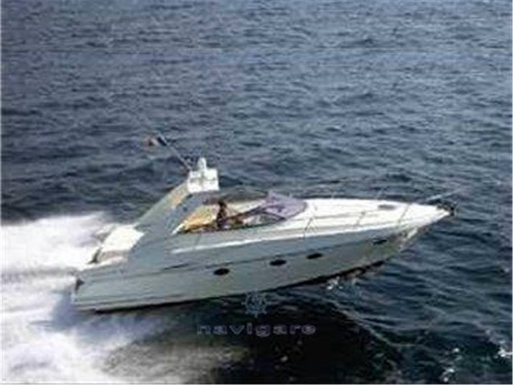 Marine international Exclusiv 39 Motorboot gebraucht zum Verkauf