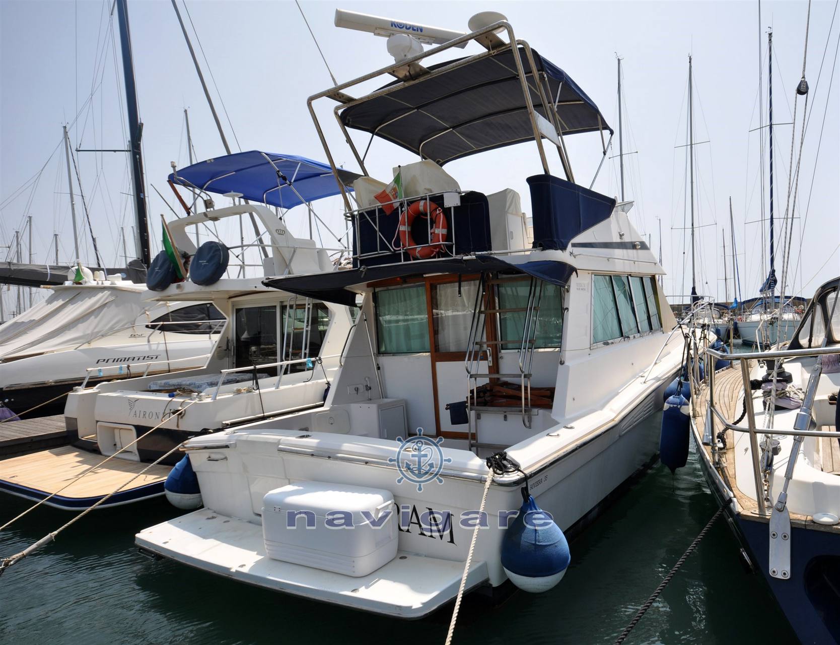 Riviera Marine 35 Fly 