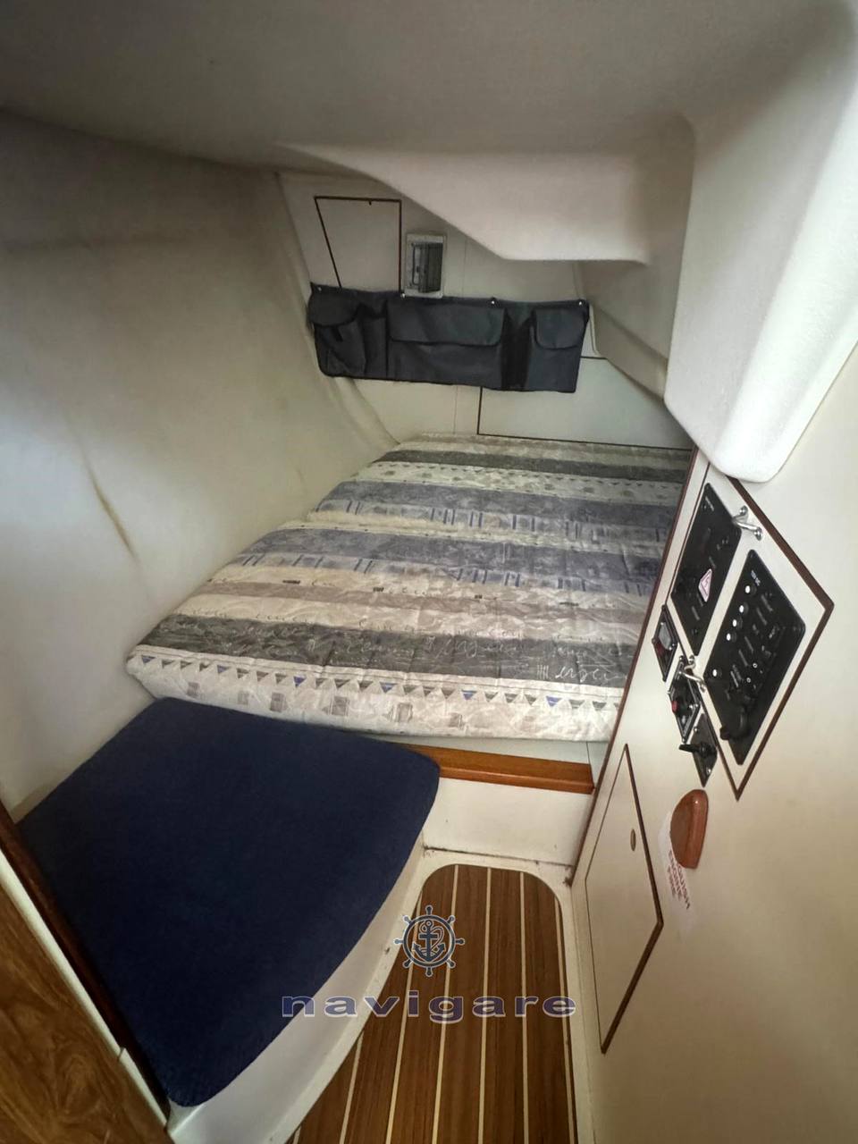 Hunter 27 используется