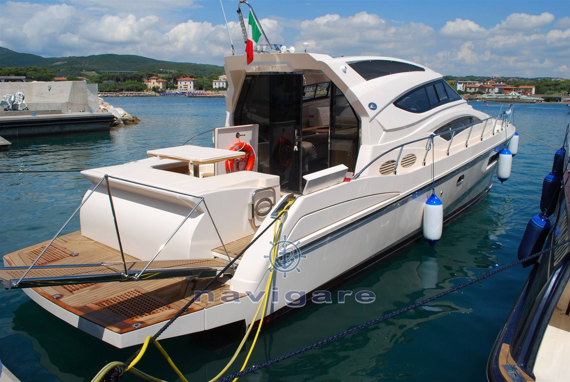 Cayman 50 wa usato