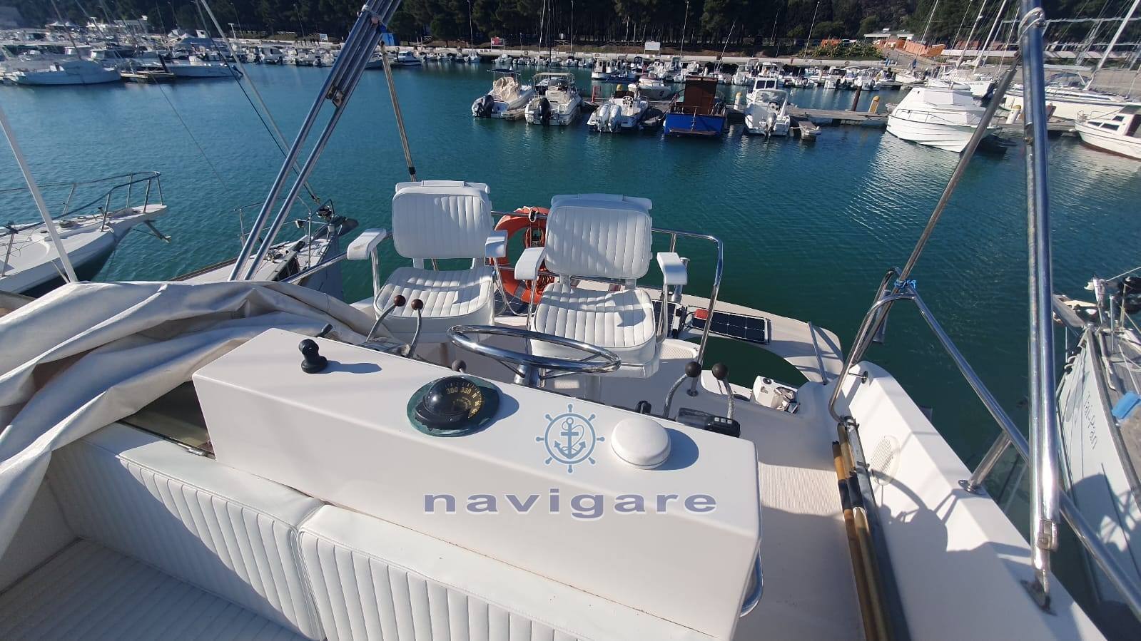 Riviera marine 33 flybridge Barca a motore usata in vendita