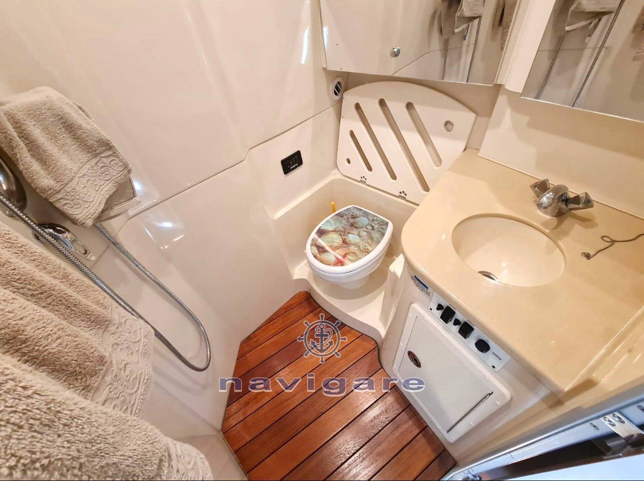 Wellcraft Marine 360 COASTAL barca a motore