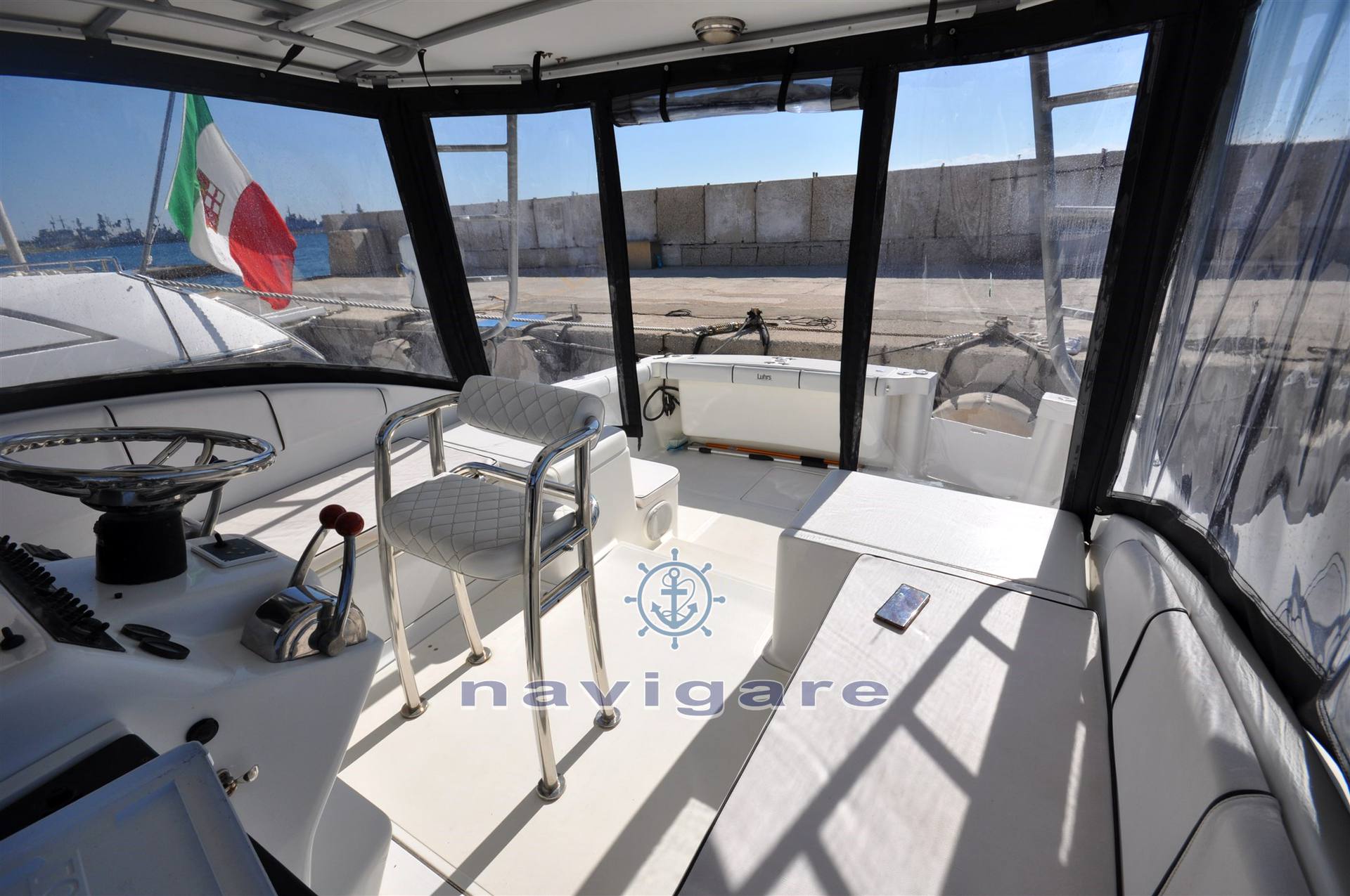 Luhrs 28 open Hard top