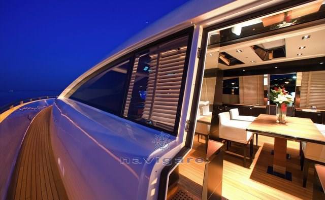 Italcraft Maxi drago 105 barca a motore