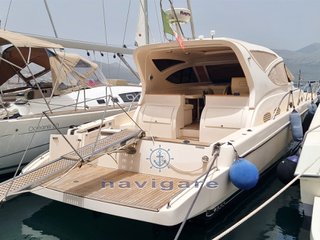 Cayman Yachts 43 wa