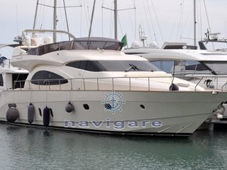 Cayman Yachts 62 cyber fly