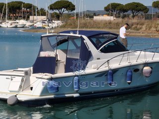 Tiara 3800 open