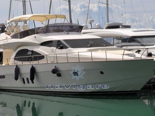 Cayman yachts 62 cyber fly