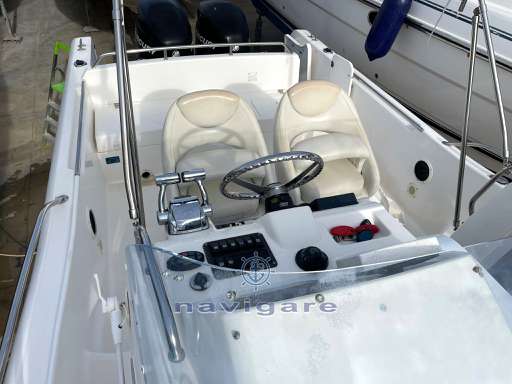 Kelt Kelt WHITE SHARK 248 SUNDECK