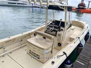 Tuccoli Marine T250 VM от 2025