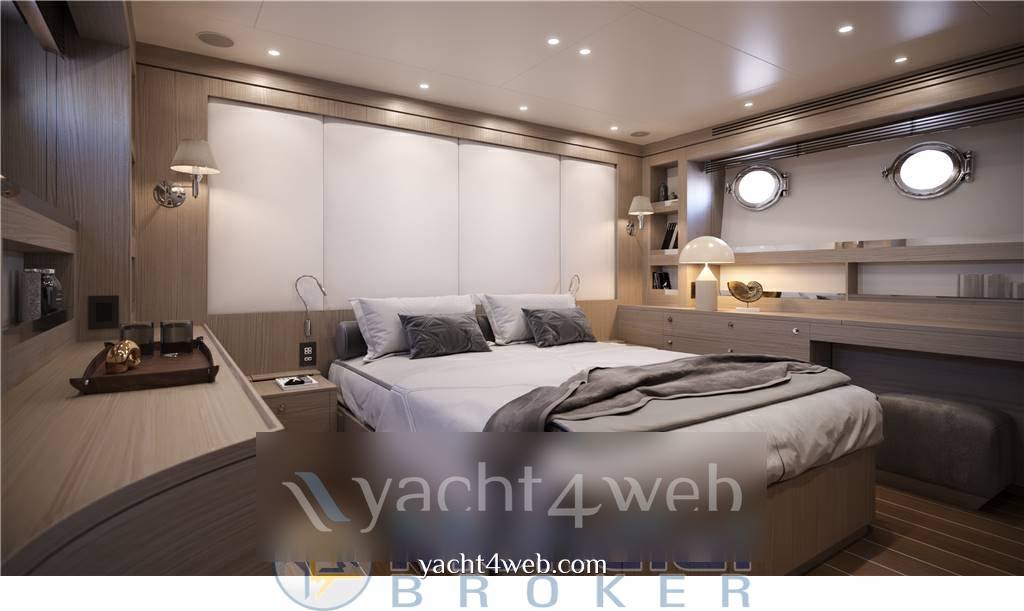 Benetti classic M ̸ y af – 25,60 mt - varo 1973