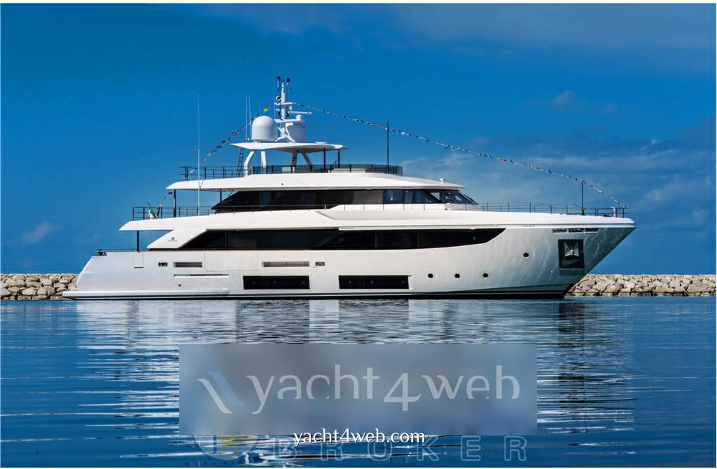 Custom line Navetta 33 - varo 2023