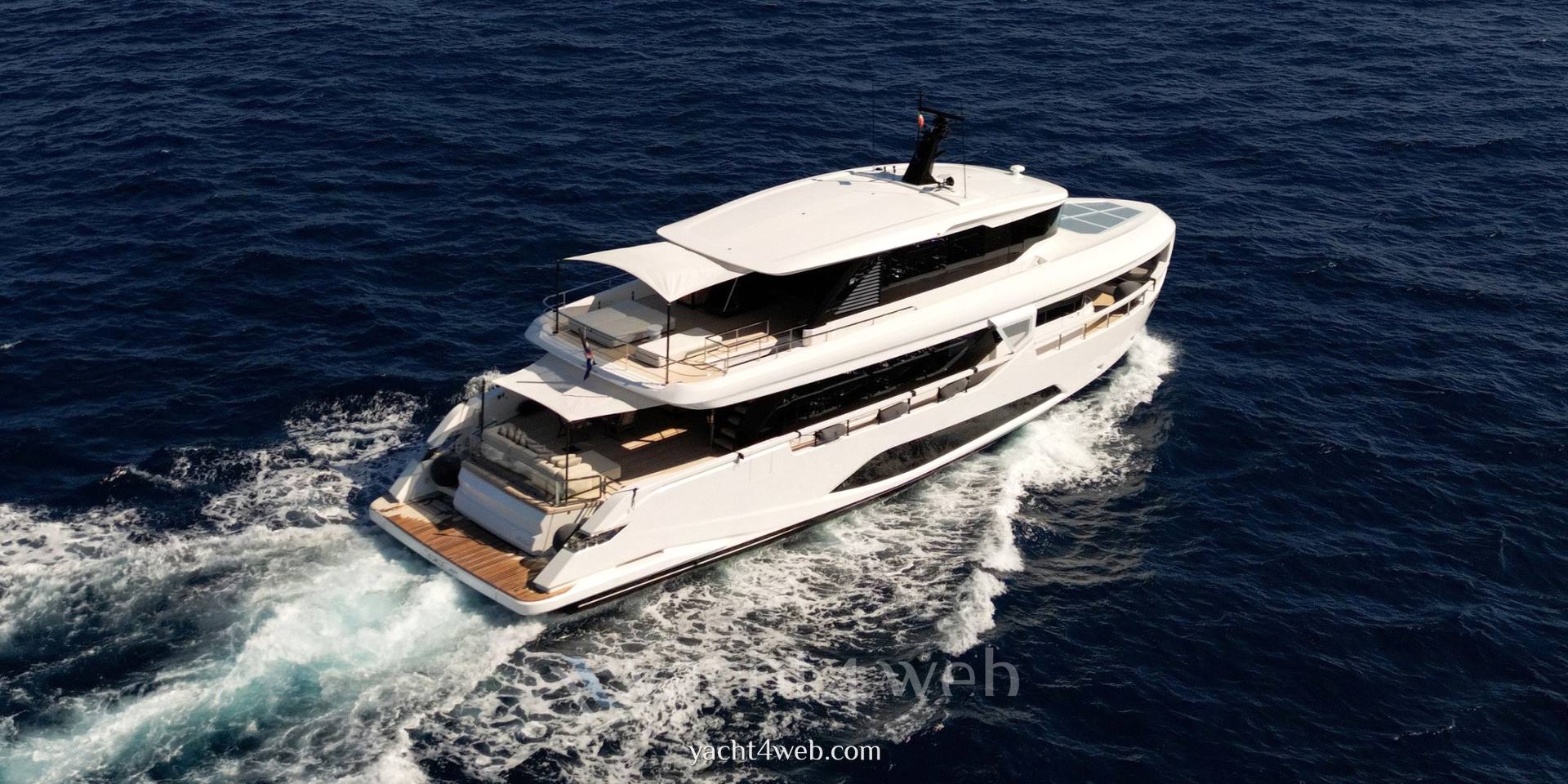 Ferretti infynito 90 26,52 metri – varo 2025
