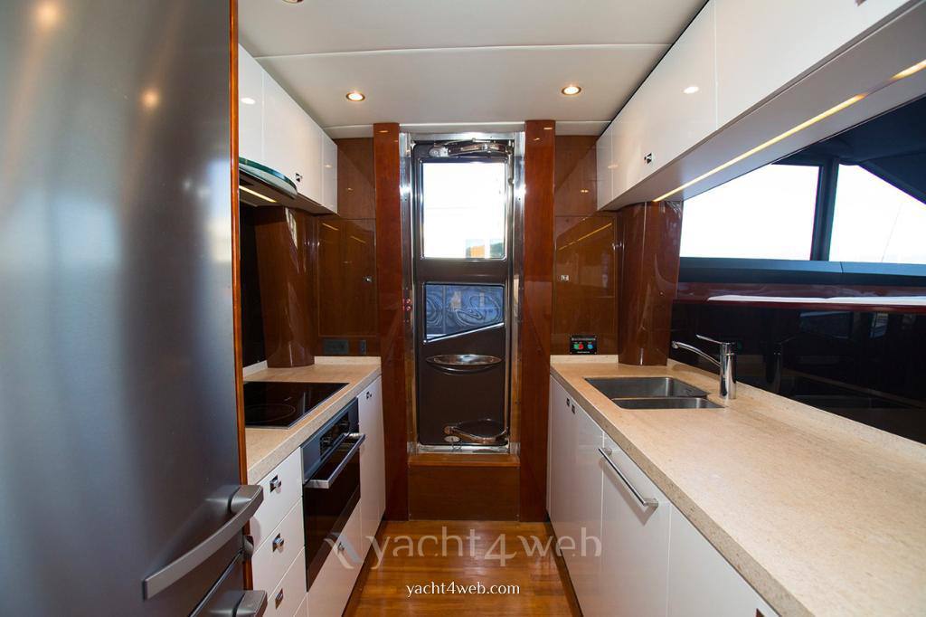 Princess 82 Flybridge – 25,50 metri – varo Inside