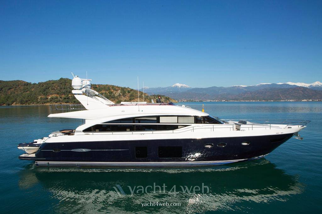 Princess 82 Flybridge – 25,50 metri – varo Exterior