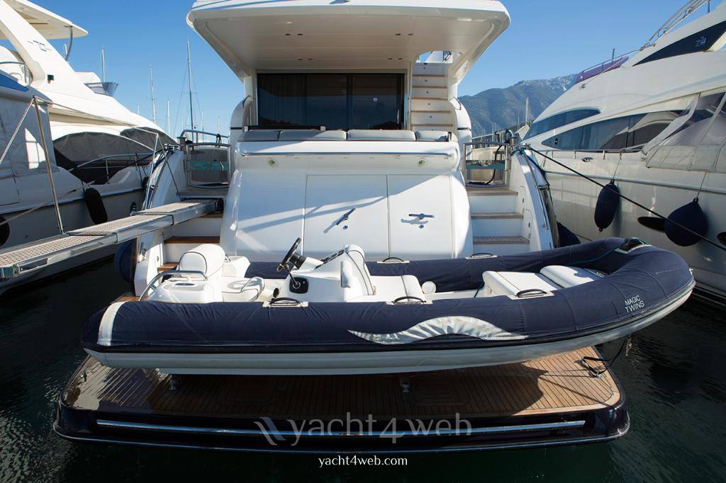 Princess 82 Flybridge – 25,50 metri – varo Exterior
