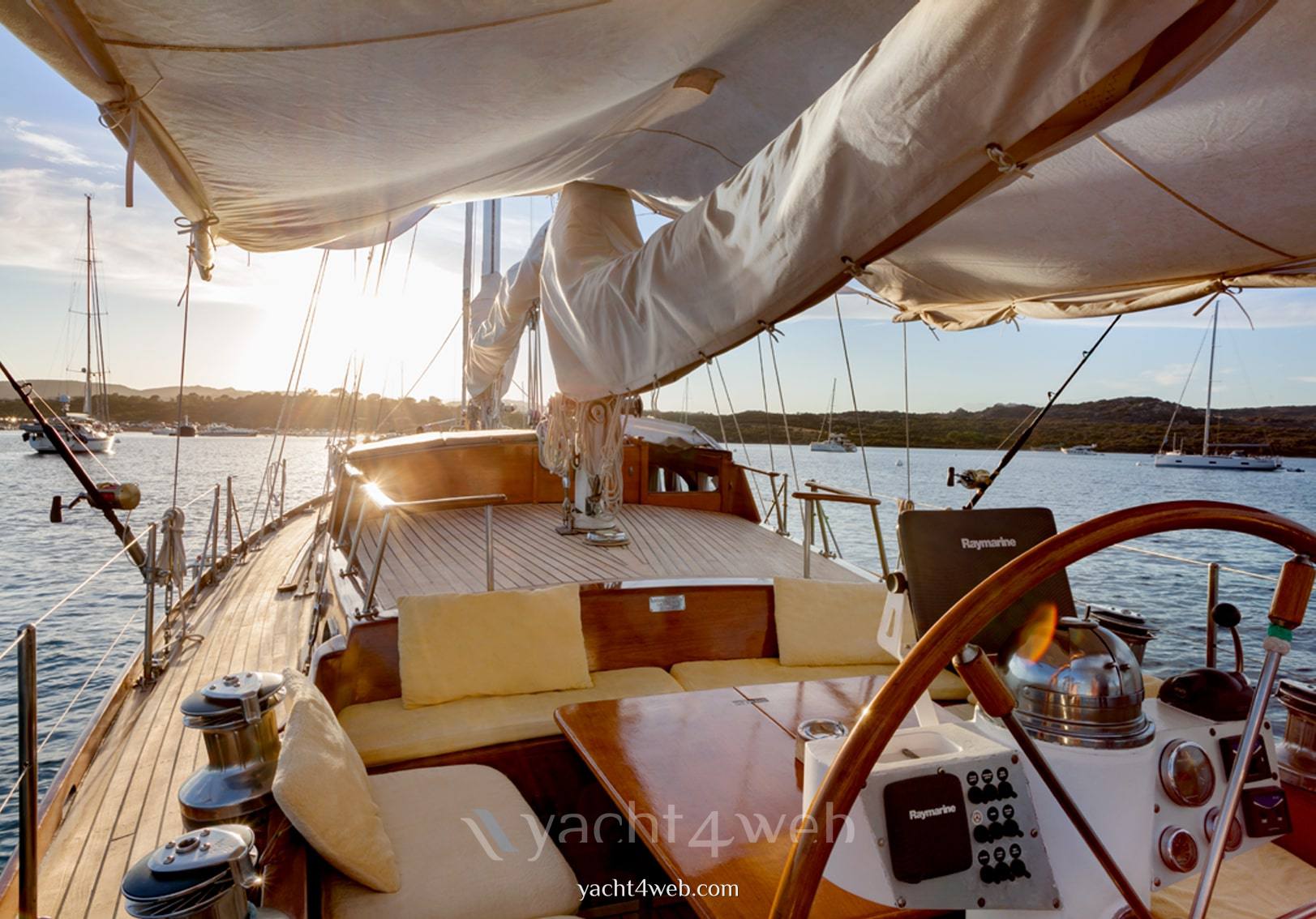 Sangermani 62 Oliria – 19 metri – varo 1976 外观: 详细