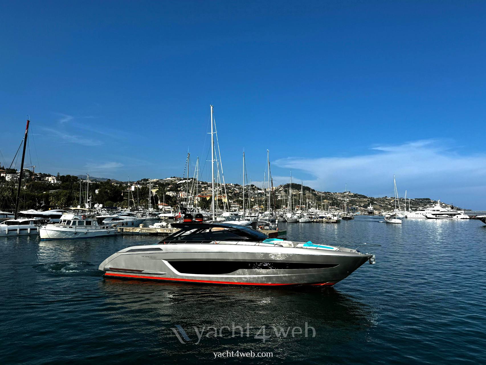 Riva Diable 68' Barco de motor usado para venta